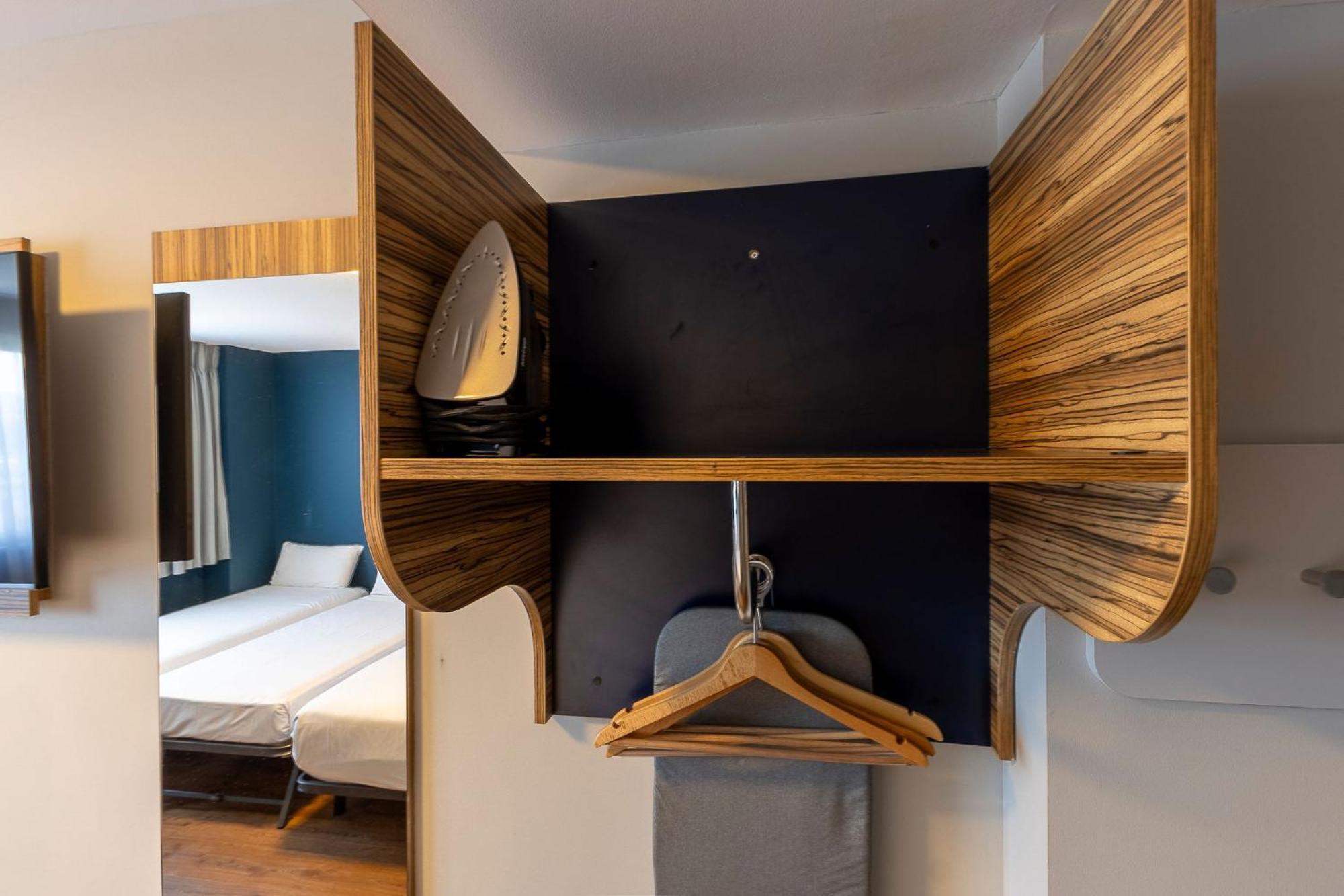 Travelodge Barcelona Poblenou — Fotos 3